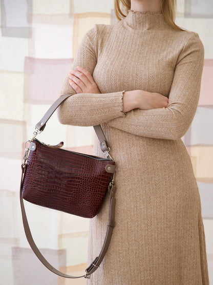 TOMMY leather bag with two handles - Crocodile pattern